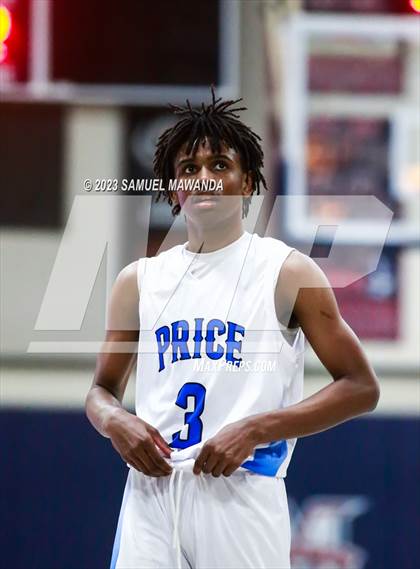 Thumbnail 2 in Price vs Village Christian (21st Annual Rose City Roundball Classic) photogallery.