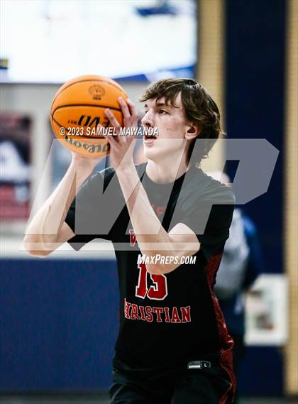Thumbnail 2 in Price vs Village Christian (21st Annual Rose City Roundball Classic) photogallery.