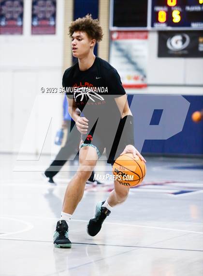 Thumbnail 2 in Price vs Village Christian (21st Annual Rose City Roundball Classic) photogallery.
