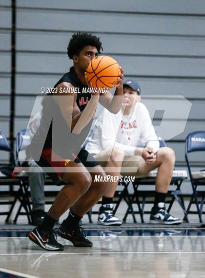 Thumbnail 1 in Price vs Village Christian (21st Annual Rose City Roundball Classic) photogallery.