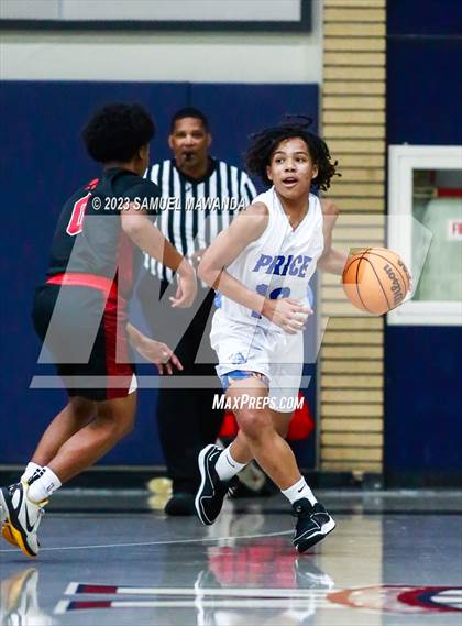 Thumbnail 2 in Price vs Village Christian (21st Annual Rose City Roundball Classic) photogallery.