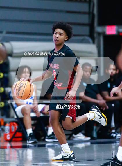 Thumbnail 1 in Price vs Village Christian (21st Annual Rose City Roundball Classic) photogallery.