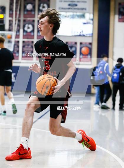 Thumbnail 3 in Price vs Village Christian (21st Annual Rose City Roundball Classic) photogallery.