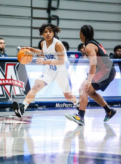 Thumbnail 2 in Price vs Village Christian (21st Annual Rose City Roundball Classic) photogallery.