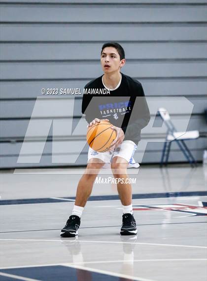 Thumbnail 3 in Price vs Village Christian (21st Annual Rose City Roundball Classic) photogallery.
