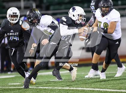 Thumbnail 1 in Kaufman vs. Wilmer-Hutchins (UIL 4A D1 Bi-District Playoff) photogallery.