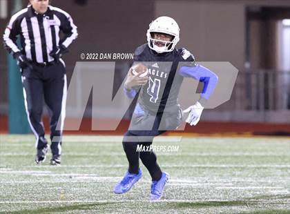 Thumbnail 3 in Kaufman vs. Wilmer-Hutchins (UIL 4A D1 Bi-District Playoff) photogallery.
