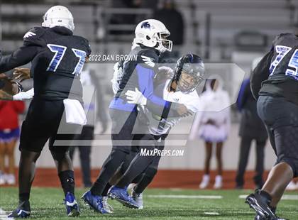 Thumbnail 1 in Kaufman vs. Wilmer-Hutchins (UIL 4A D1 Bi-District Playoff) photogallery.