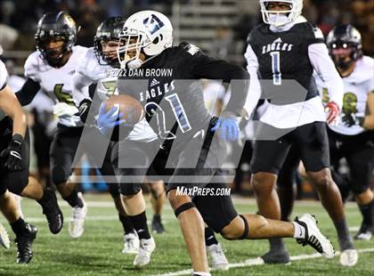 Thumbnail 2 in Kaufman vs. Wilmer-Hutchins (UIL 4A D1 Bi-District Playoff) photogallery.