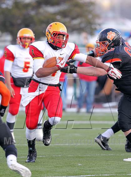 Thumbnail 2 in North Catholic vs. Clarion Area (PIAA Class A Semifinal) photogallery.