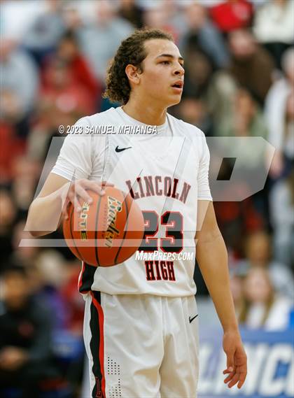 Thumbnail 3 in Lincoln Southeast vs. Lincoln High (HAC Tournament Final) photogallery.