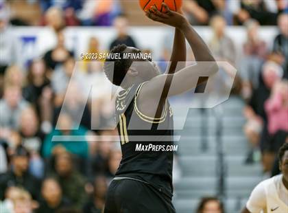 Thumbnail 3 in Lincoln Southeast vs. Lincoln High (HAC Tournament Final) photogallery.
