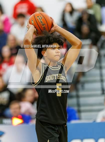 Thumbnail 2 in Lincoln Southeast vs. Lincoln High (HAC Tournament Final) photogallery.