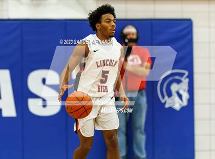 Thumbnail 3 in Lincoln Southeast vs. Lincoln High (HAC Tournament Final) photogallery.
