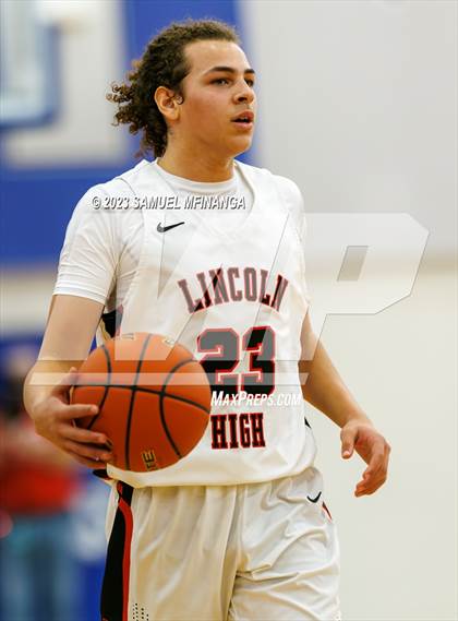 Thumbnail 3 in Lincoln Southeast vs. Lincoln High (HAC Tournament Final) photogallery.