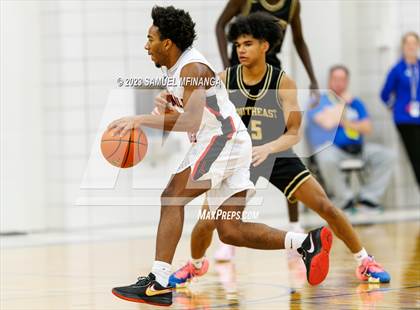 Thumbnail 3 in Lincoln Southeast vs. Lincoln High (HAC Tournament Final) photogallery.