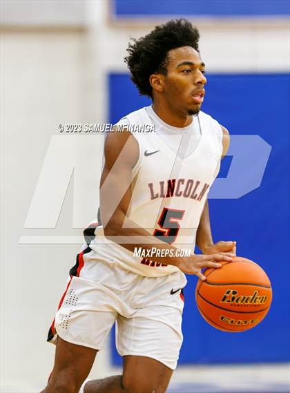 Thumbnail 3 in Lincoln Southeast vs. Lincoln High (HAC Tournament Final) photogallery.