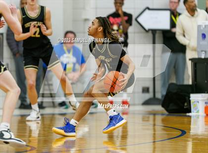Thumbnail 2 in Lincoln Southeast vs. Lincoln High (HAC Tournament Final) photogallery.