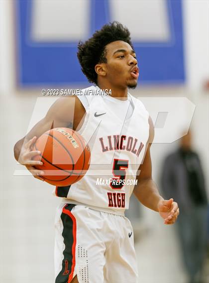Thumbnail 1 in Lincoln Southeast vs. Lincoln High (HAC Tournament Final) photogallery.