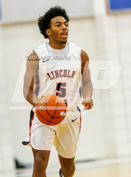 Thumbnail 2 in Lincoln Southeast vs. Lincoln High (HAC Tournament Final) photogallery.
