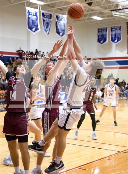 Thumbnail 2 in Tompkins vs Cinco Ranch photogallery.