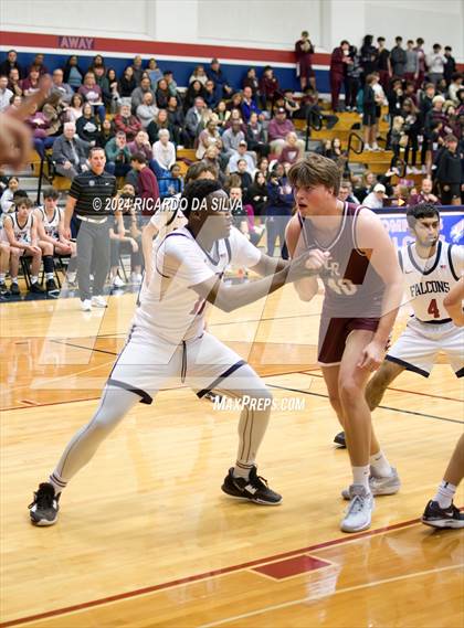 Thumbnail 3 in Tompkins vs Cinco Ranch photogallery.