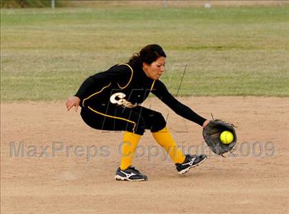 Thumbnail 3 in Ventura vs. Lompoc photogallery.
