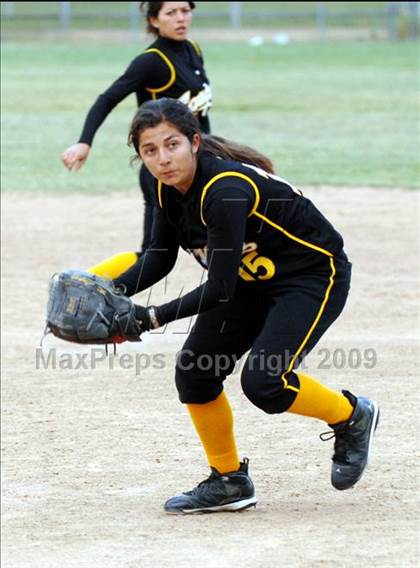 Thumbnail 3 in Ventura vs. Lompoc photogallery.