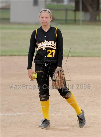 Thumbnail 2 in Ventura vs. Lompoc photogallery.