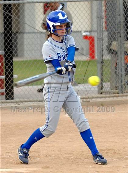 Thumbnail 3 in Ventura vs. Lompoc photogallery.