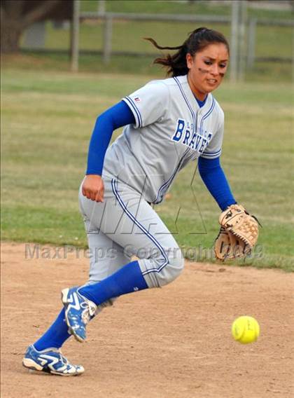 Thumbnail 2 in Ventura vs. Lompoc photogallery.
