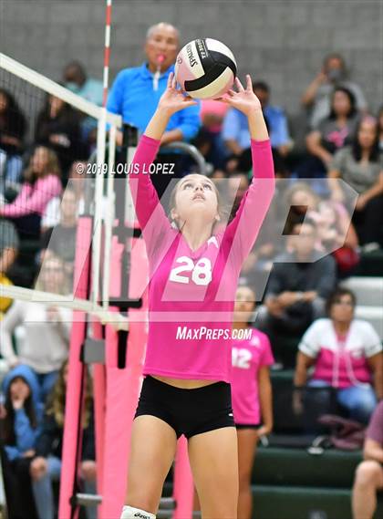 Thumbnail 2 in Ayala @ Bonita photogallery.