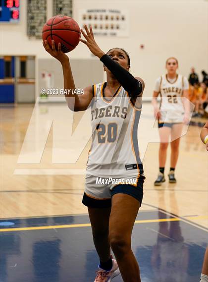 Thumbnail 1 in Yuba City @ Inderkum photogallery.