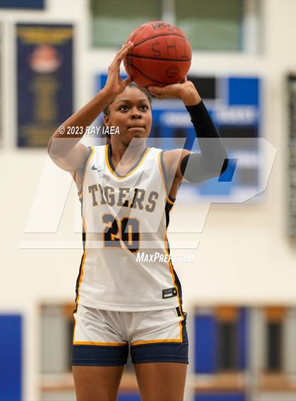 Thumbnail 3 in Yuba City @ Inderkum photogallery.