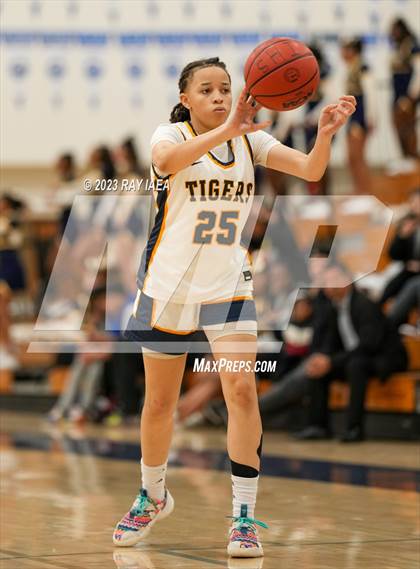 Thumbnail 1 in Yuba City @ Inderkum photogallery.