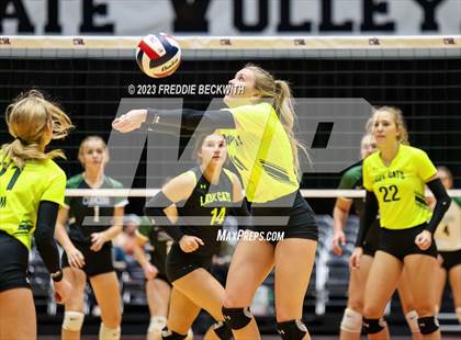 Thumbnail 2 in Blum vs. Neches (UIL 1A Volleyball Semi-Final) photogallery.