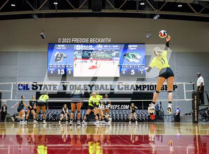 Thumbnail 2 in Blum vs. Neches (UIL 1A Volleyball Semi-Final) photogallery.