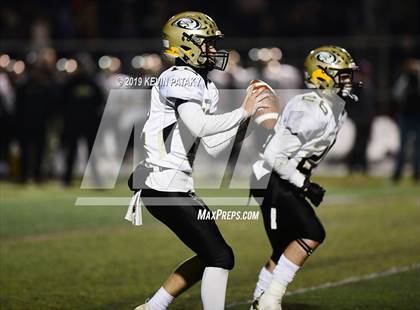 Thumbnail 2 in Woodland Regional @ Sheehan (CIAC Class S Quarterfinal) photogallery.