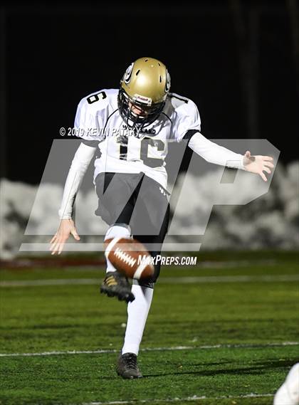 Thumbnail 1 in Woodland Regional @ Sheehan (CIAC Class S Quarterfinal) photogallery.