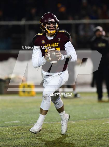 Thumbnail 2 in Woodland Regional @ Sheehan (CIAC Class S Quarterfinal) photogallery.