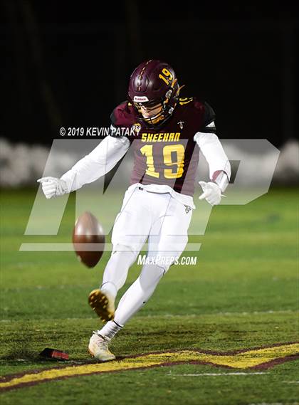 Thumbnail 3 in Woodland Regional @ Sheehan (CIAC Class S Quarterfinal) photogallery.