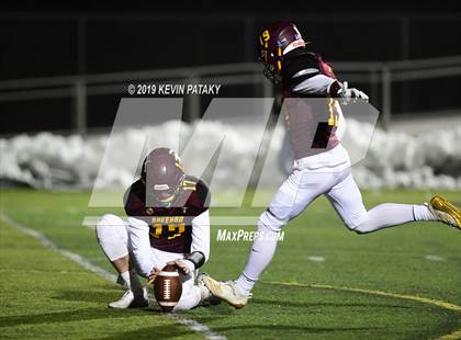 Thumbnail 3 in Woodland Regional @ Sheehan (CIAC Class S Quarterfinal) photogallery.