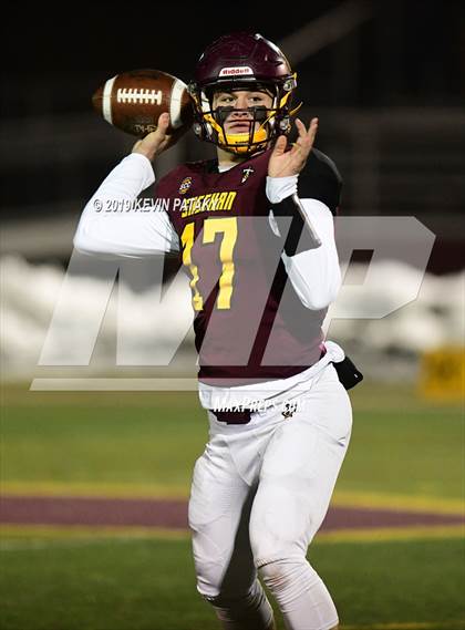 Thumbnail 3 in Woodland Regional @ Sheehan (CIAC Class S Quarterfinal) photogallery.