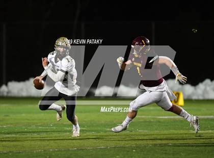 Thumbnail 2 in Woodland Regional @ Sheehan (CIAC Class S Quarterfinal) photogallery.