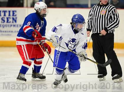 Thumbnail 1 in Glastonbury vs. West Haven photogallery.
