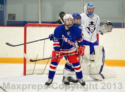 Thumbnail 1 in Glastonbury vs. West Haven photogallery.