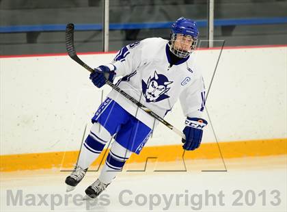 Thumbnail 1 in Glastonbury vs. West Haven photogallery.
