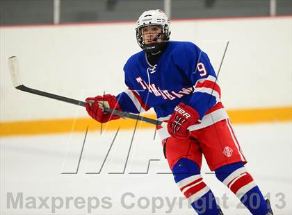 Thumbnail 3 in Glastonbury vs. West Haven photogallery.