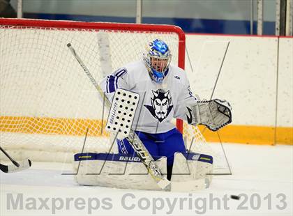 Thumbnail 3 in Glastonbury vs. West Haven photogallery.