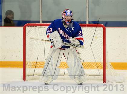 Thumbnail 3 in Glastonbury vs. West Haven photogallery.